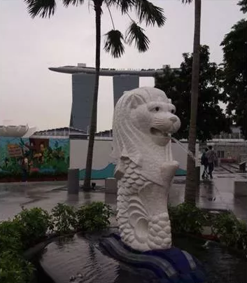 去新加坡留学你说你不了解鱼尾狮？